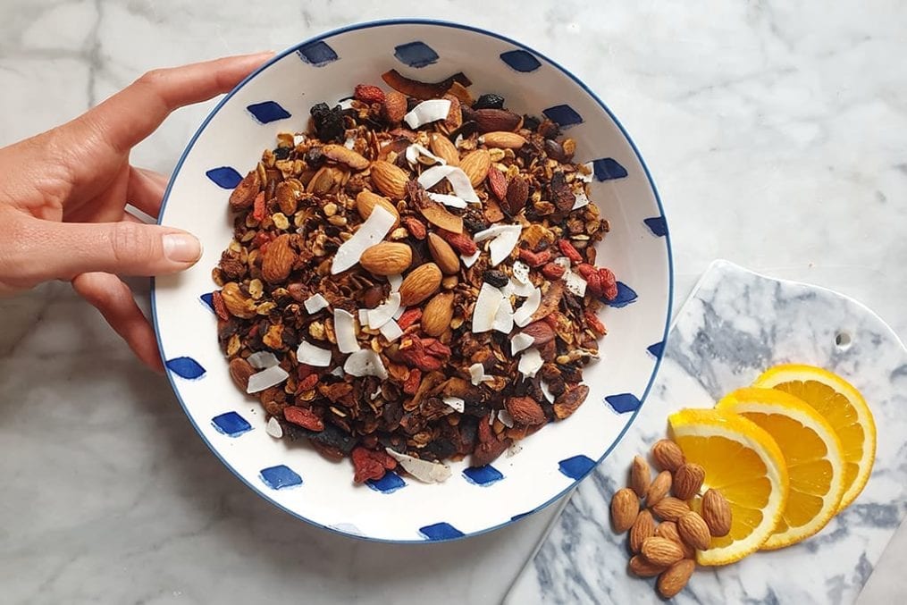 Almond granola